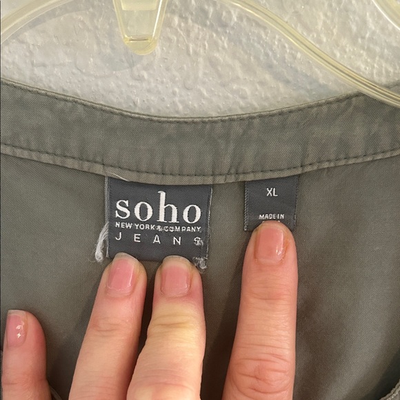 Olive Green super soft Button-Up Shirt - Picture 3 of 5